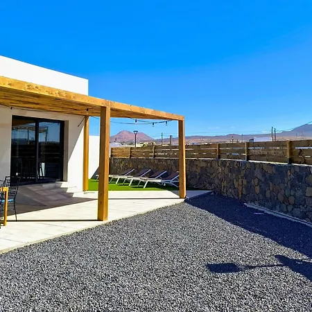 Rodriguez Tatil Evi *